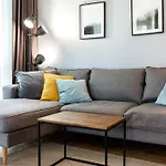 By The Old Town, New & Modern, 2 Bedroom Easy Access By Car, Free Parking Διαμέρισμα Ταλίν