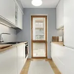 Διαμέρισμα By The Old Town, New & Modern, 2 Bedroom Easy Access By Car, Free Parking Ταλίν