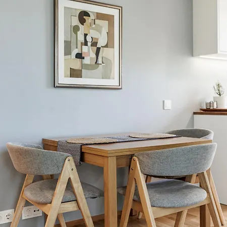 By The Old Town, New & Modern, 2 Bedroom Easy Access By Car, Free Parking Apartamento *