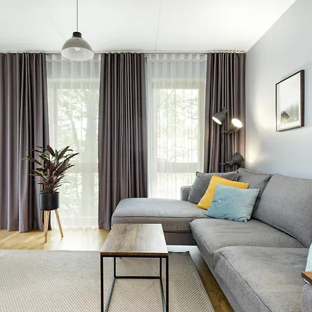 By The Old Town, New & Modern, 2 Bedroom Easy Access By Car, Free Parking Apartament *