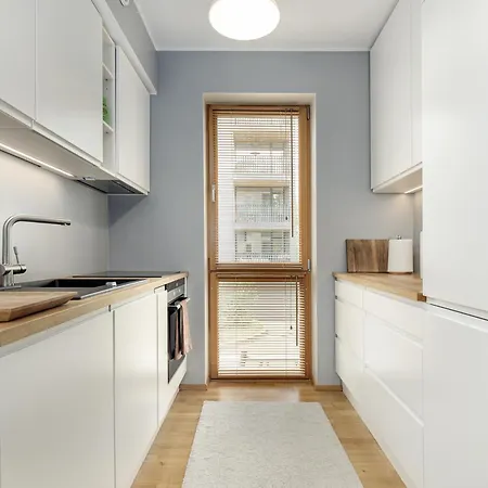 アパート By The Old Town, New & Modern, 2 Bedroom Easy Access By Car, Free Parking タリン