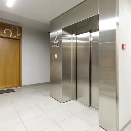 By The Old Town, New & Modern, 2 Bedroom Easy Access By Car, Free Parking * Tallin