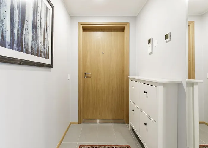 By The Old Town, New & Modern, 2 Bedroom Easy Access By Car, Free Parking Lejlighed Tallinn