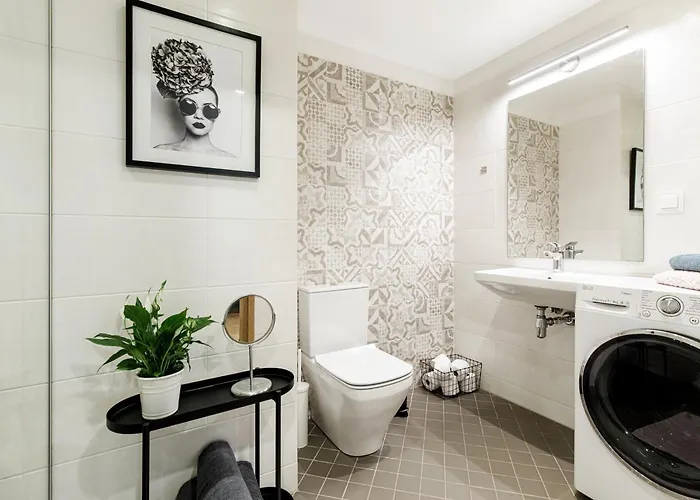 By The Old Town, New & Modern, 2 Bedroom Easy Access By Car, Free Parking Lejlighed