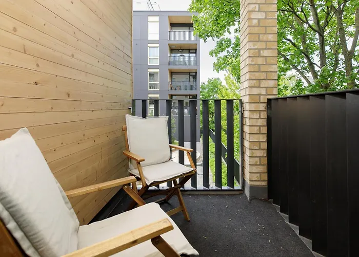 By The Old Town, New & Modern, 2 Bedroom Easy Access By Car, Free Parking Lejlighed *