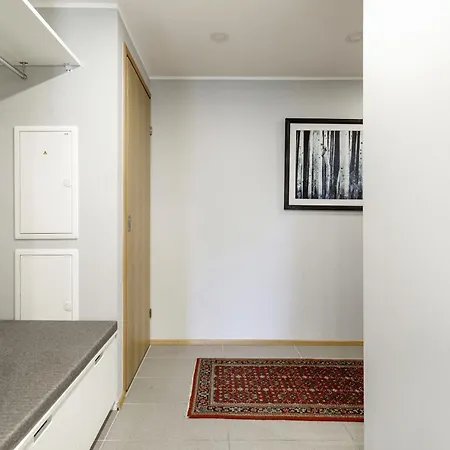 Lejlighed By The Old Town, New & Modern, 2 Bedroom Easy Access By Car, Free Parking Tallinn