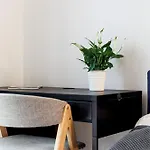 By The Old Town, New & Modern, 2 Bedroom Easy Access By Car, Free Parking Appartement *