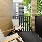 By The Old Town, New & Modern, 2 Bedroom Easy Access By Car, Free Parking Appartement *