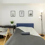 By The Old Town, New & Modern, 2 Bedroom Easy Access By Car, Free Parking Appartement